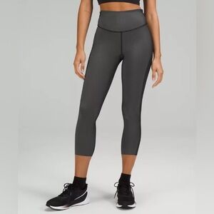 LULULEMON Base Pace 2 Toned Grey Striped Ribbed Leggings, 25” (US 4)